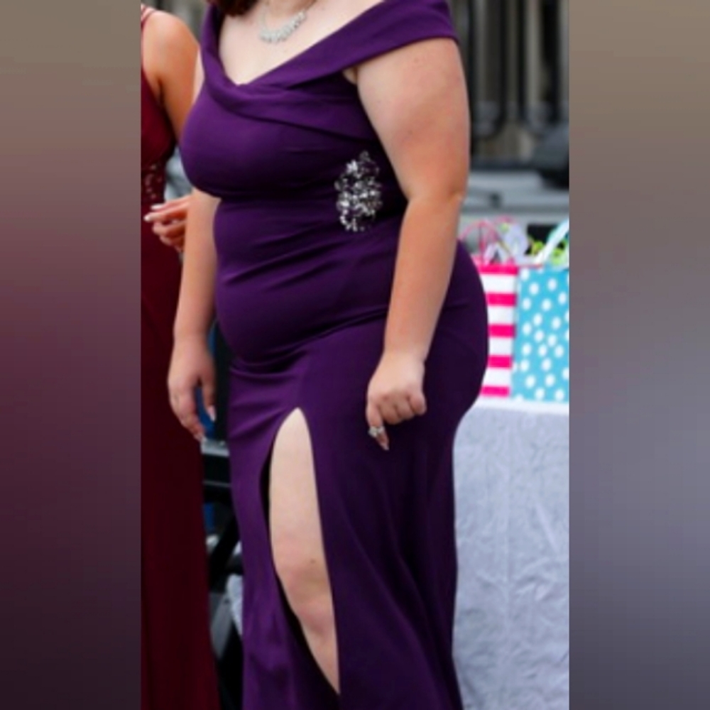 Purple Boat neck dress with a slit
